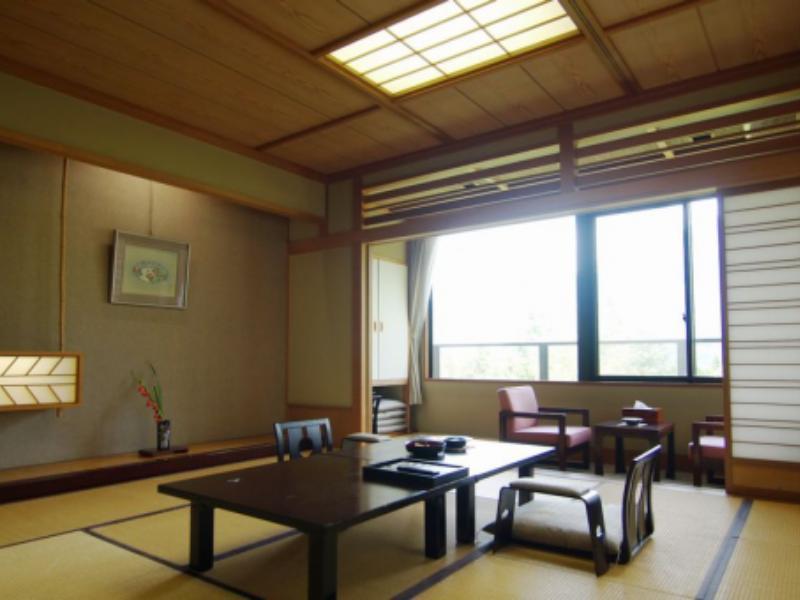 Готель Okuhida Onsen Matsunoi Такаяма Екстер'єр фото